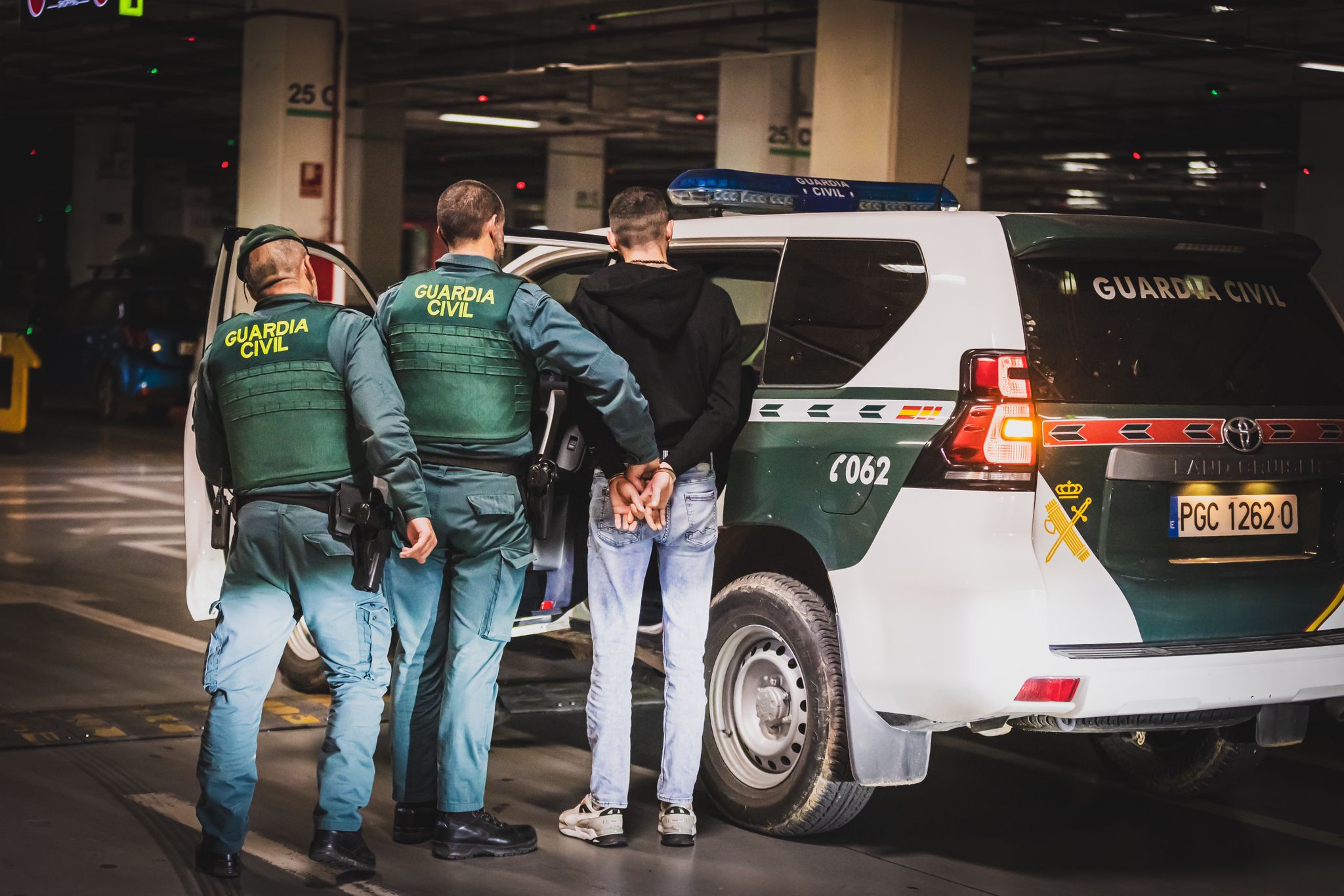 Las imágenes de la detención de uno de los perseguidos en Armilla