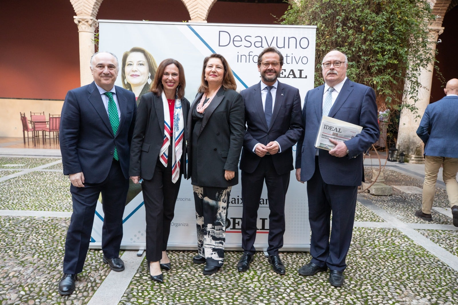 Las imágenes del desayuno Ideal con la consejera Carmen Crespo