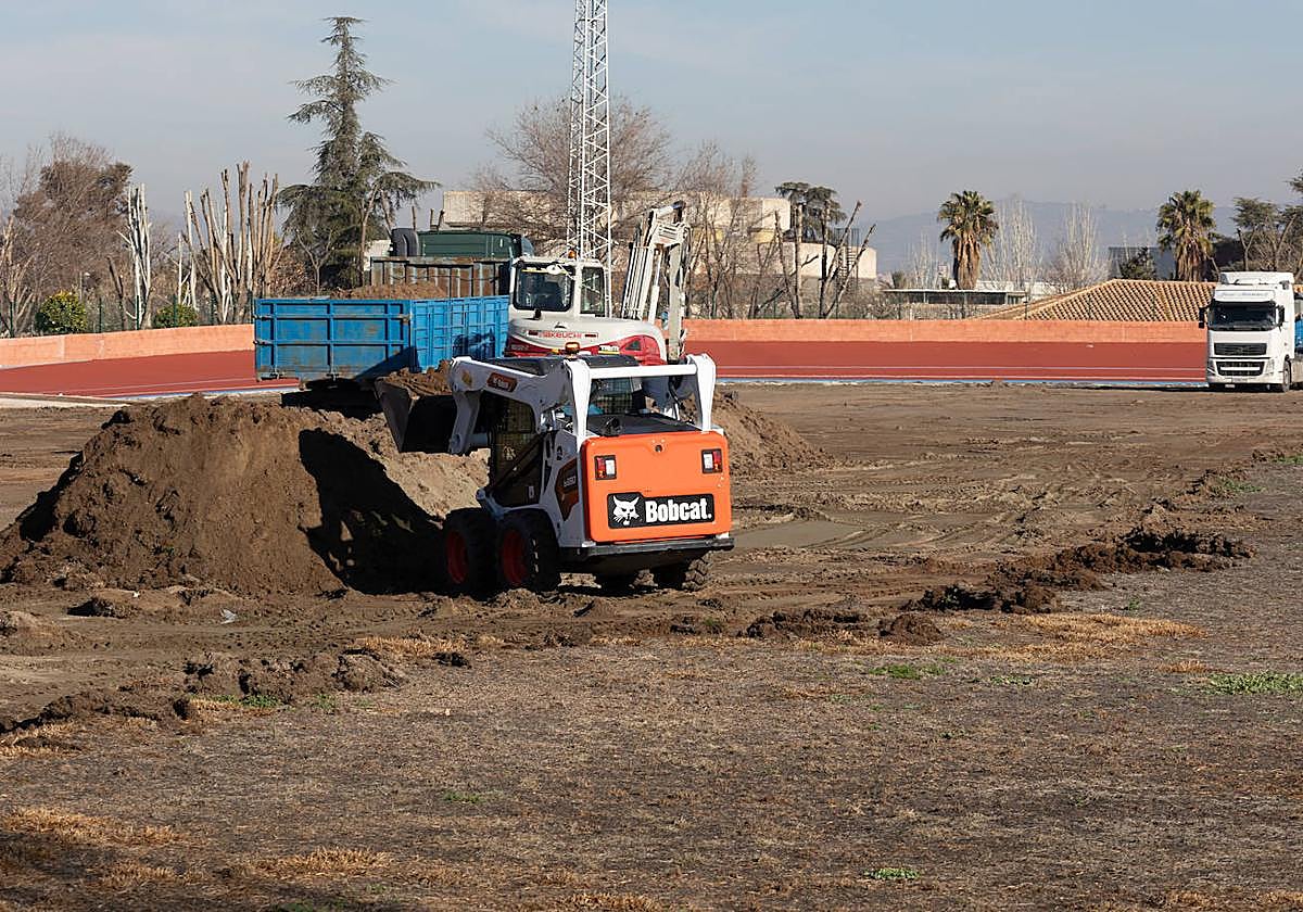 Obras en la Ciudad Deportiva de Armilla.