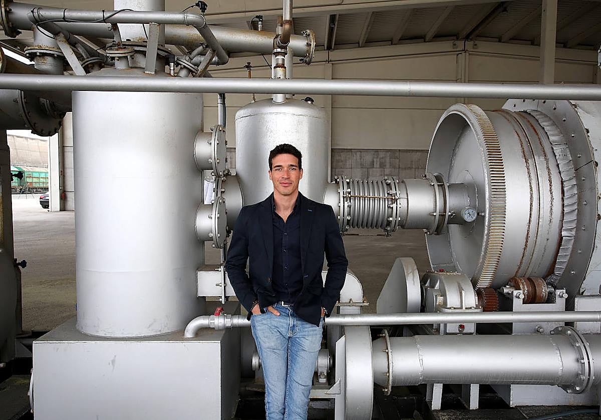 «Podríamos utilizar el combustible generado por el plástico para la propia maquinaria agrícola»