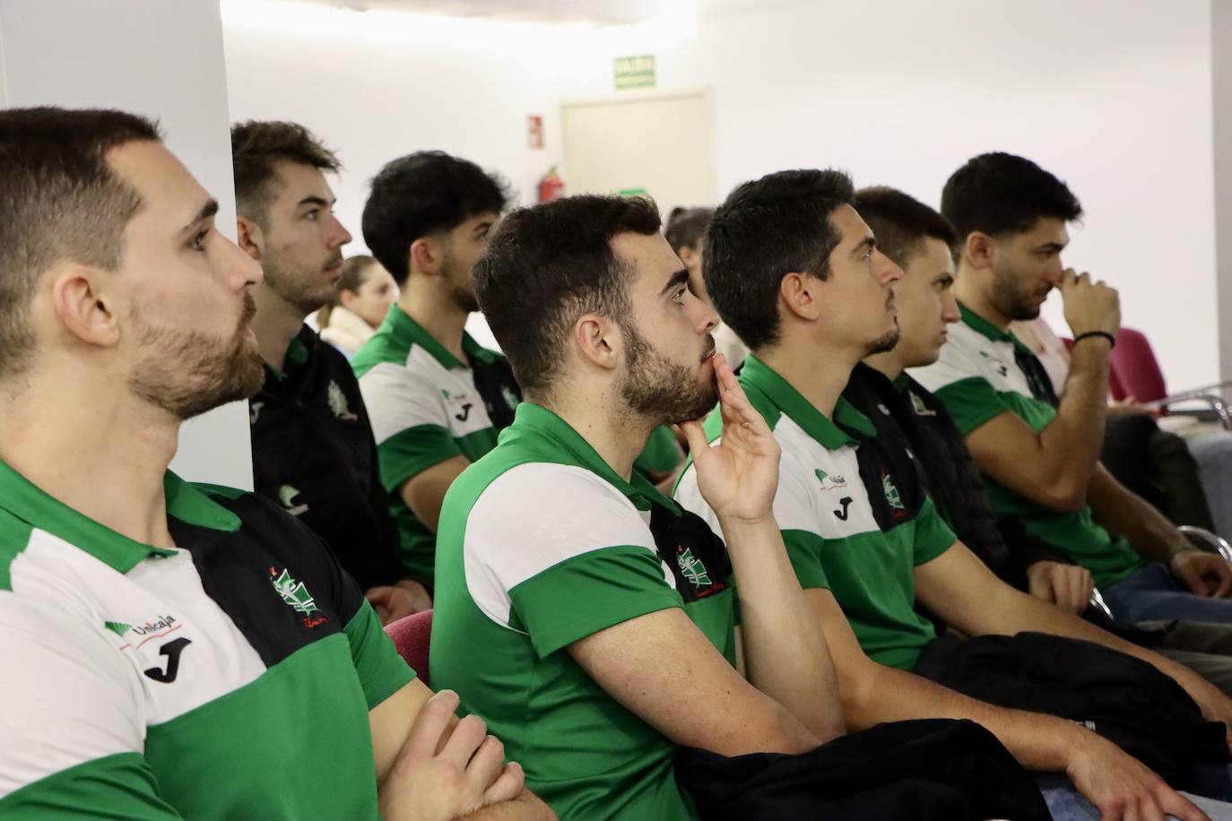 Unicaja Costa de Almería quiere dar visibilidad al autismo