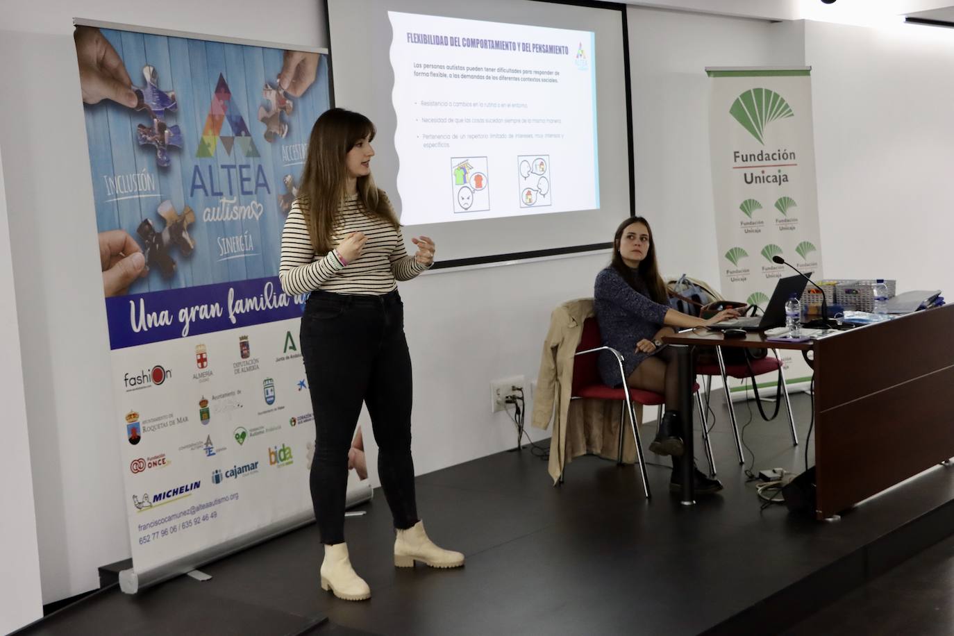 Unicaja Costa de Almería quiere dar visibilidad al autismo