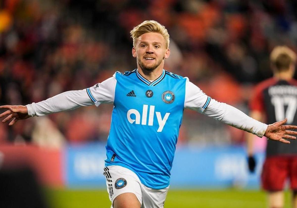 El extremo polaco Kamil Józwiak, opción para el Granada
