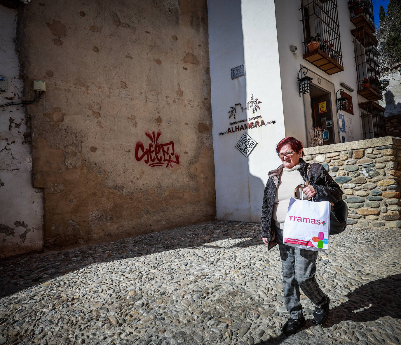 Las imágenes de nuevos actos vandálicos en el patrominio de Granada