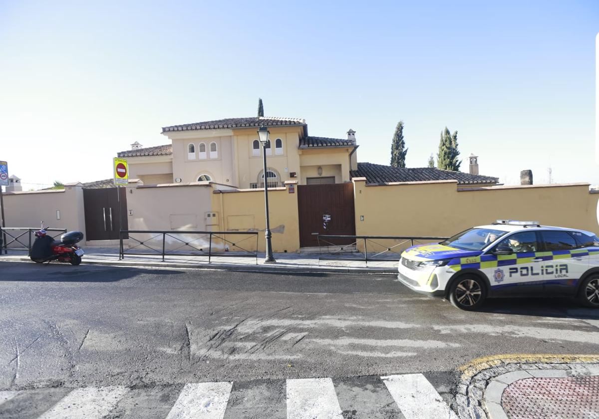 El incendio se ha producido en esta vivienda del Paseo de las Palmas.