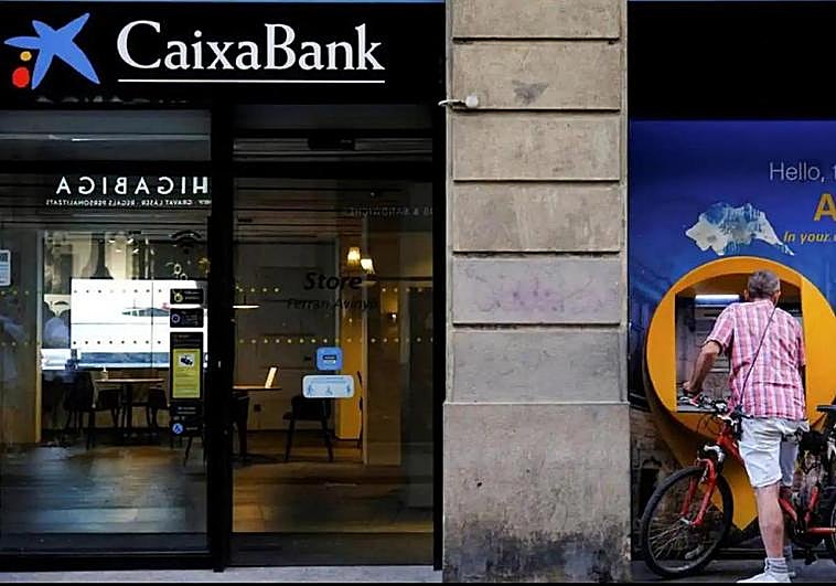 Así puedes lograr el regalo de 400 euros de CaixaBank para sus clientes.