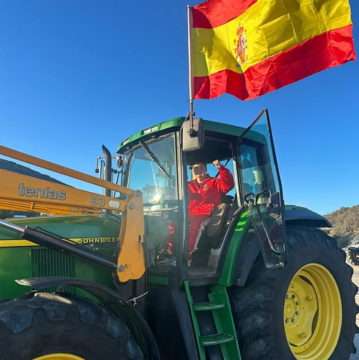 Saiko, en un tractor durante la protesta de este martes.