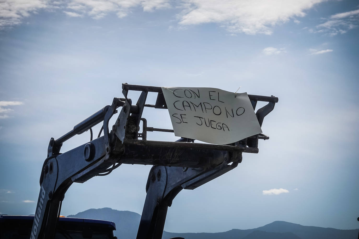 Imagen secundaria 2 - Protesta de ayer en la Venta de las Navas. 