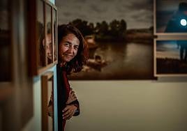 La fotógrafa Susana Girón, en la sala.