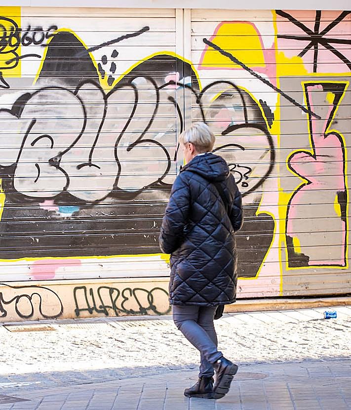 Imagen secundaria 2 - Pintadas en el barrio del Boquerón.