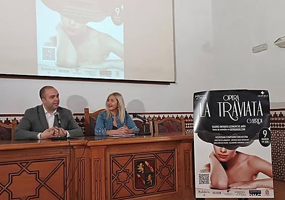 Antonio Ariza y María Espejo presentan La Traviata.