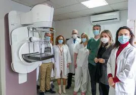 El Hospital de Jaén cuenta con nuevo equipo de mamografía diseñado por mujeres