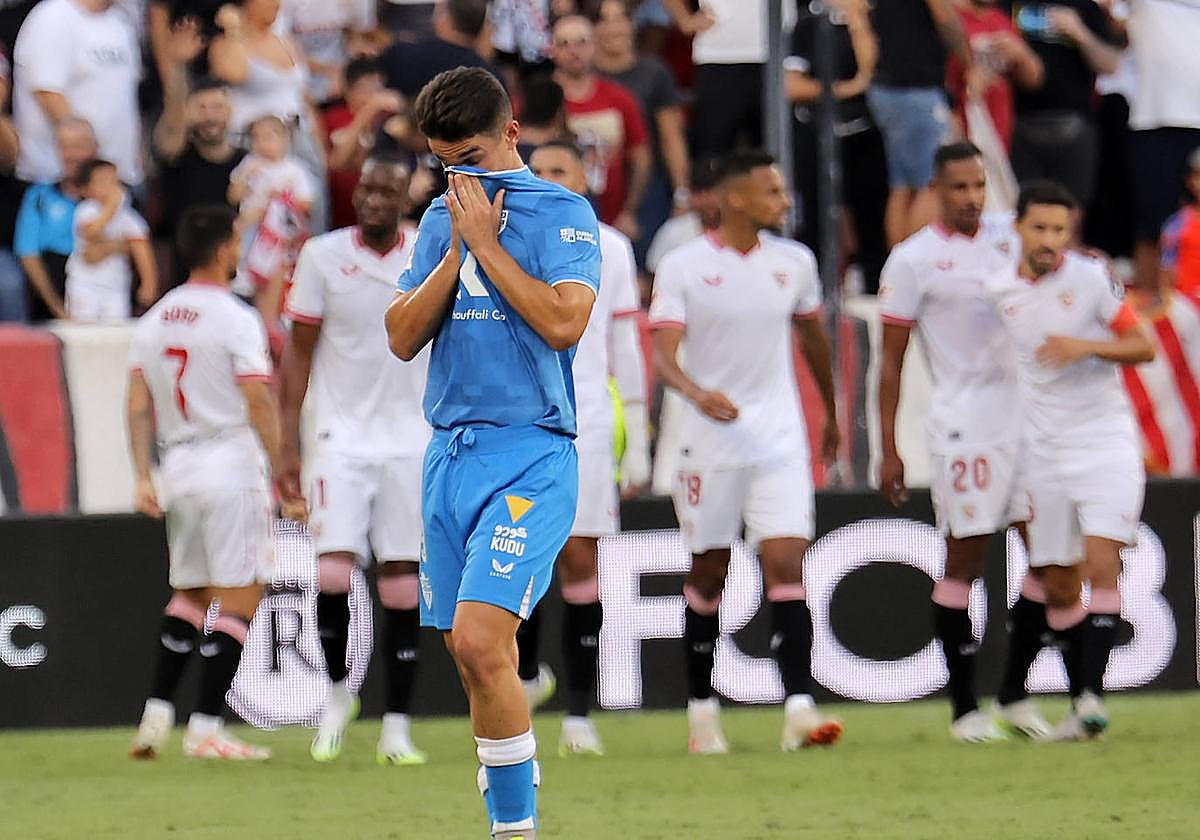 Arribas lamenta la derrota en el Sánchez Pizjuán.