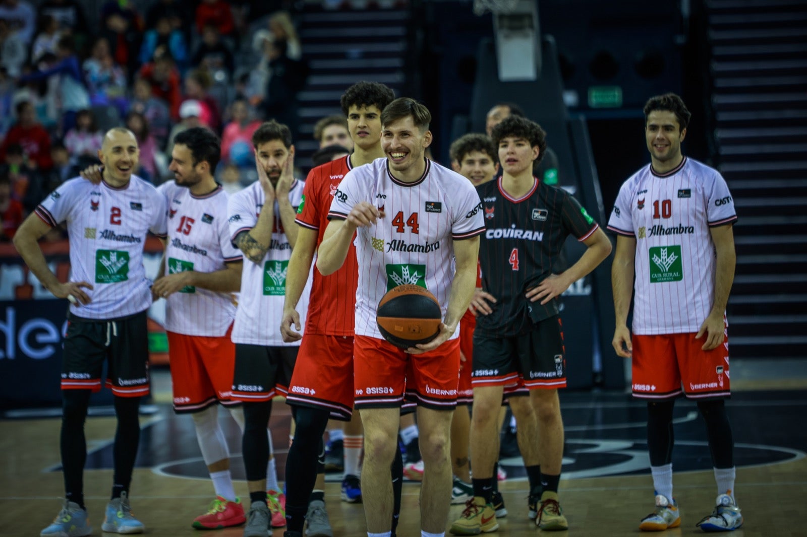 Las imágenes de los niños en el Fénix Game del Palacio de los Deportes