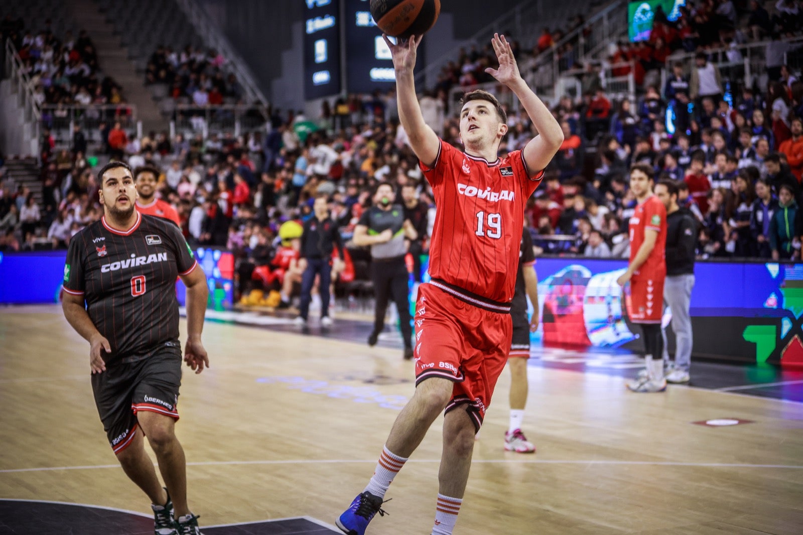 Las imágenes de los niños en el Fénix Game del Palacio de los Deportes