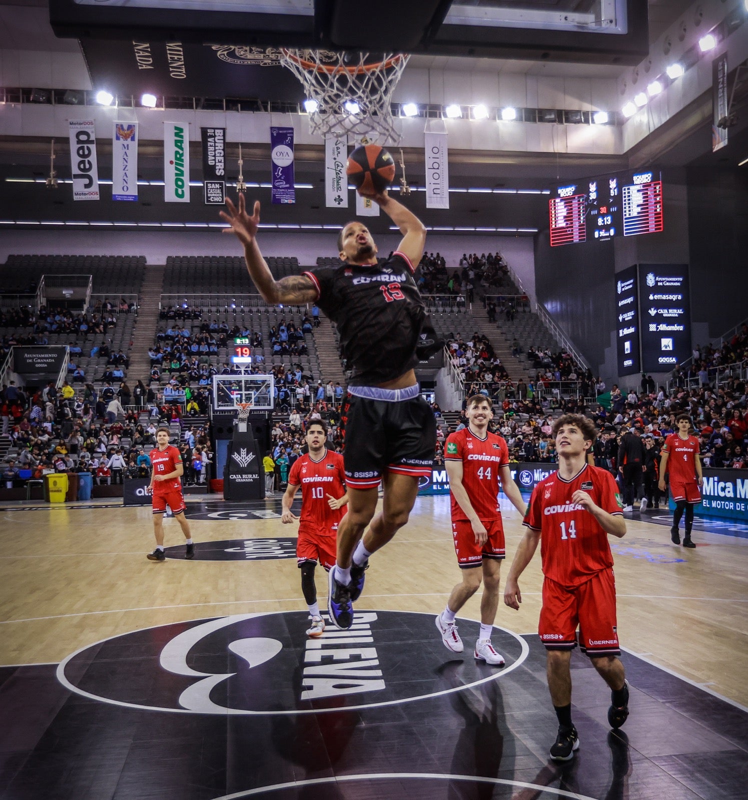 Las imágenes de los niños en el Fénix Game del Palacio de los Deportes