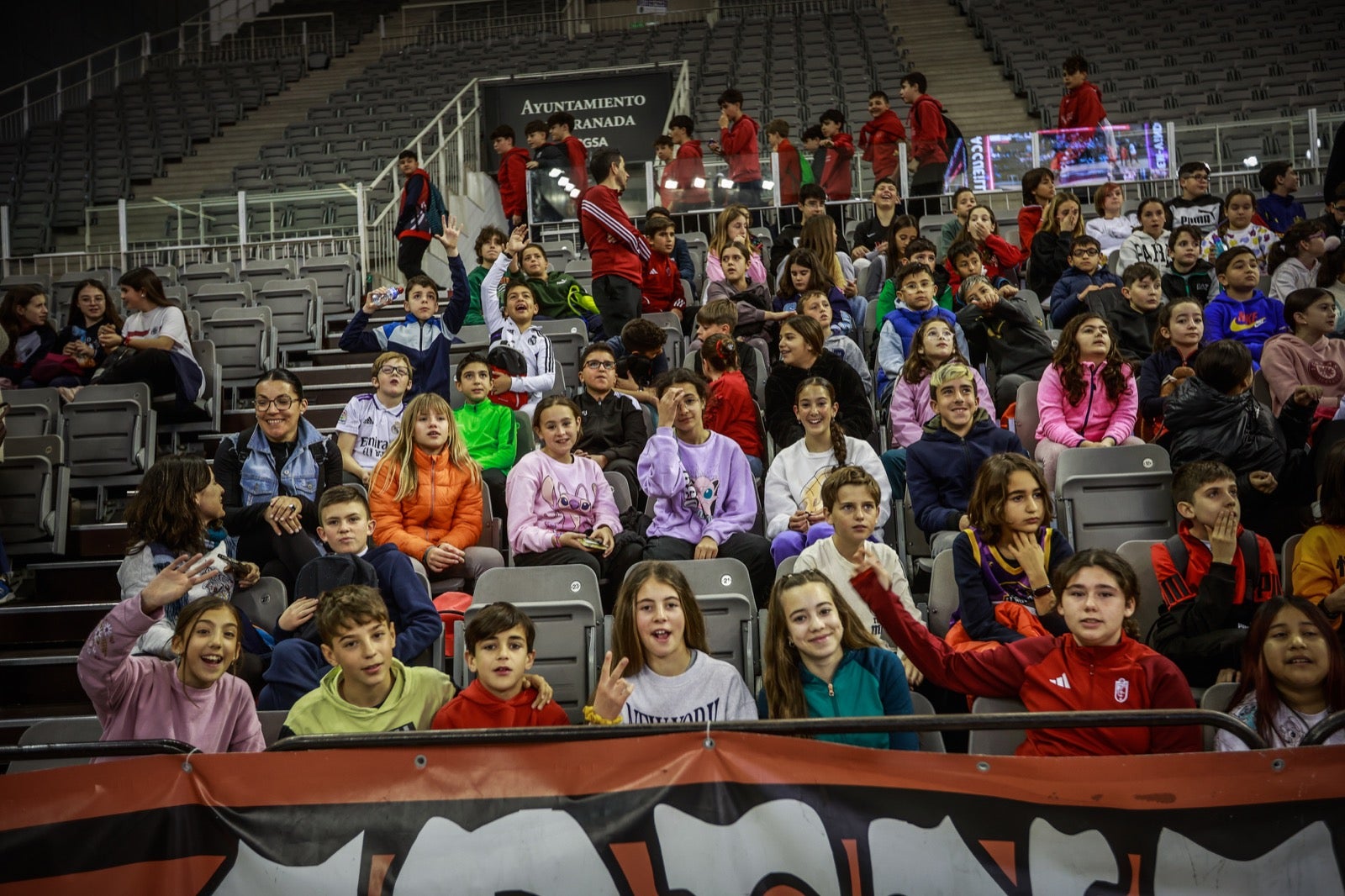 Las imágenes de los niños en el Fénix Game del Palacio de los Deportes