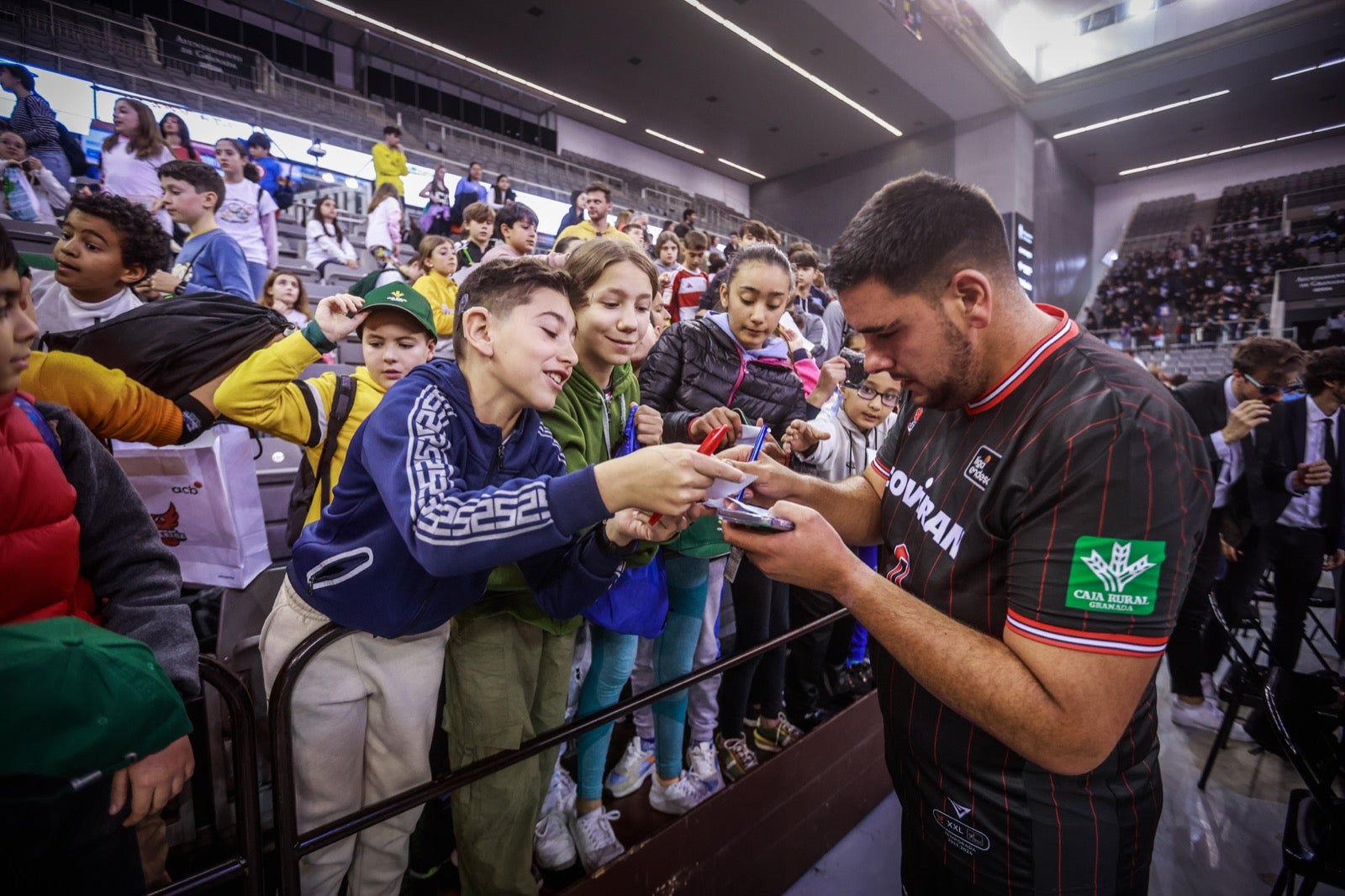 Las imágenes de los niños en el Fénix Game del Palacio de los Deportes