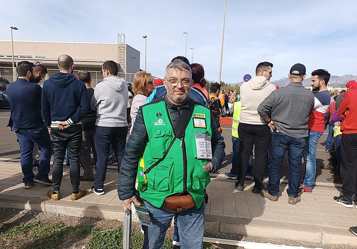 Paco, lotero de Motril, en las protestas del puerto