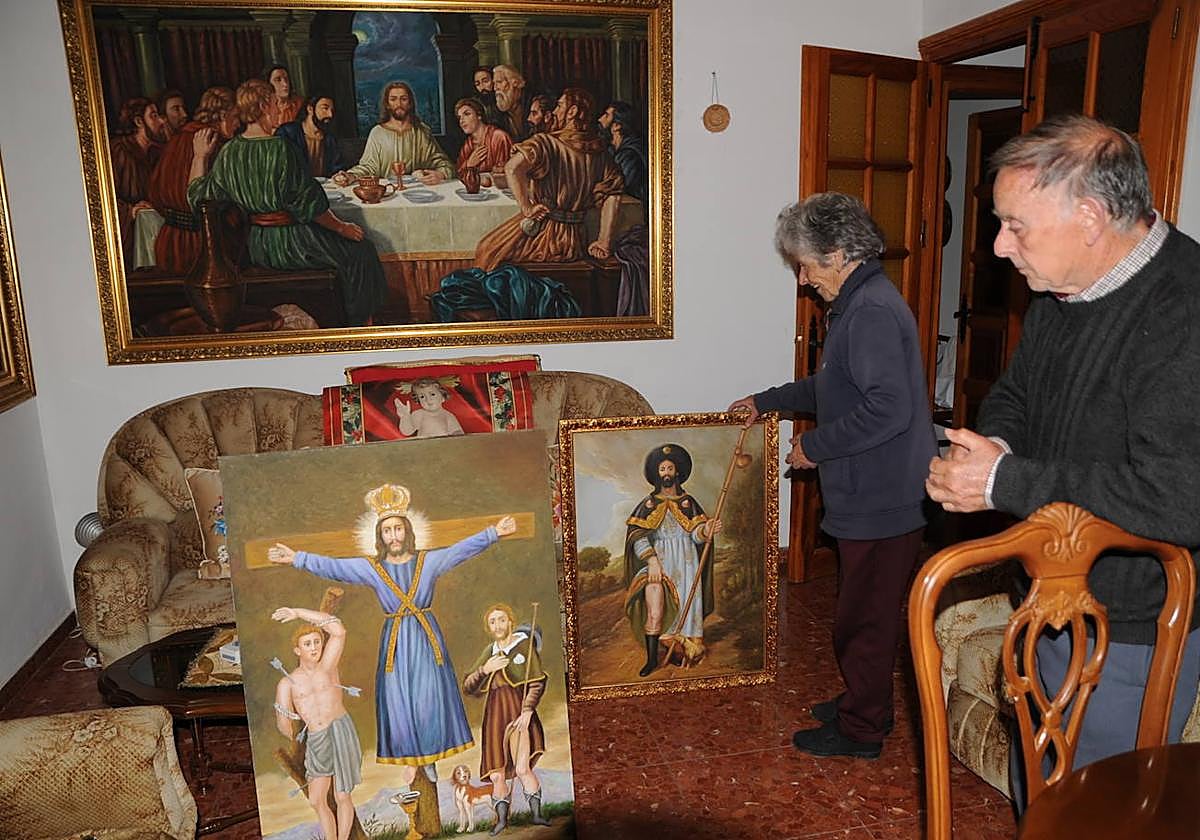 La curiosa colección de arte de José Fajardo, el artista alpujarreño de 83 años.