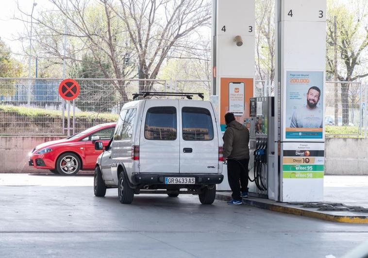 Cómo ahorrar un 10% en gasolina con esta gasolinera.