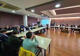 Reunión de diciembre en la CEJ para conocer las posibilidades que ofrece el Cetedex.