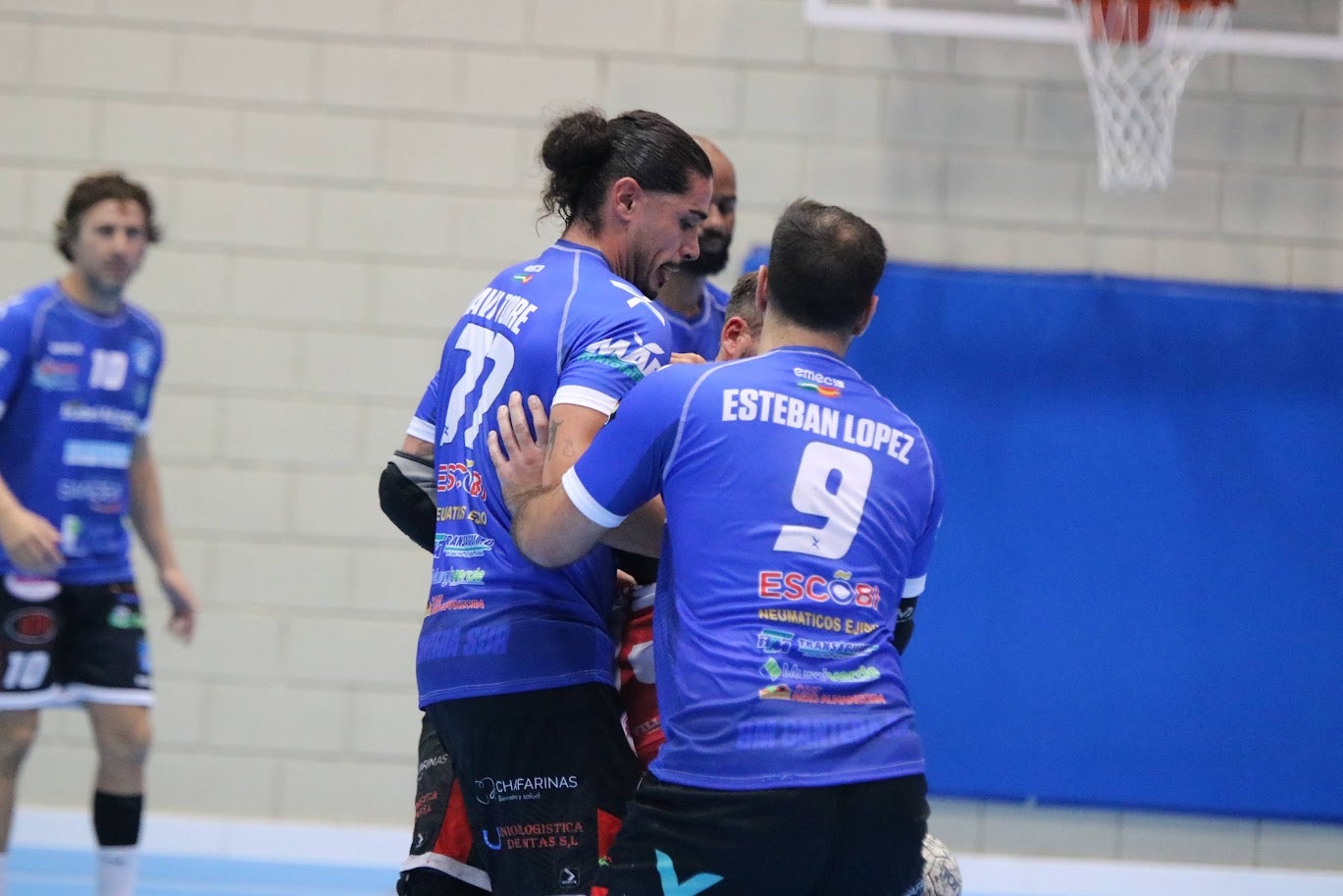 Jabato y Esteban López sumaron 18 goles en la visita al Levante