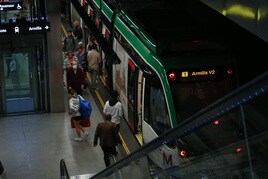 El metro de Granada recibe la mejor puntuación de los usuarios desde su puesta en funcionamiento