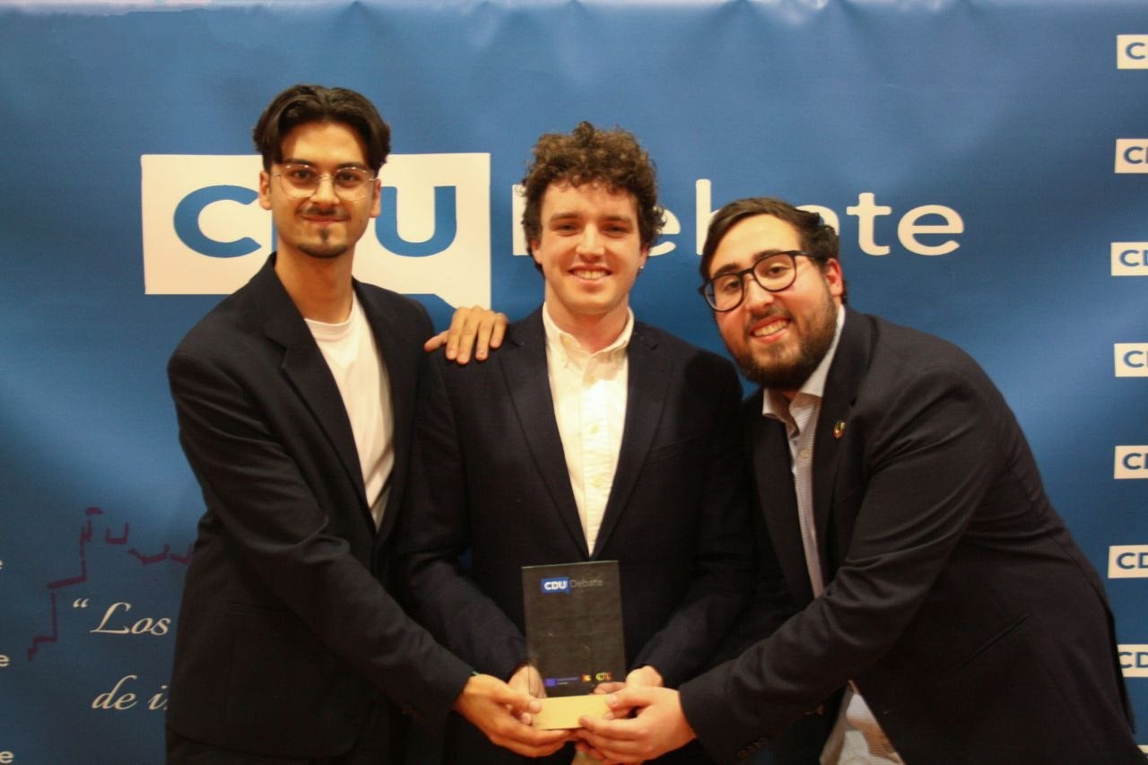 Víctor Ranco Cassibba y Gonzalo de Gea López, y Marco Antonio Ruiz.