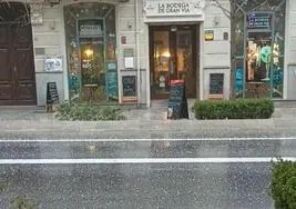 Granizo en la zona de Gran Vía.