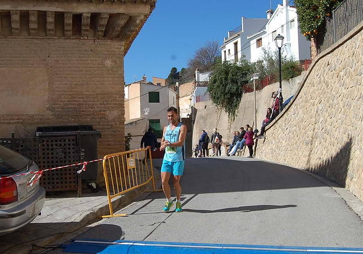 Ismael Bacas, a su llegada a meta.