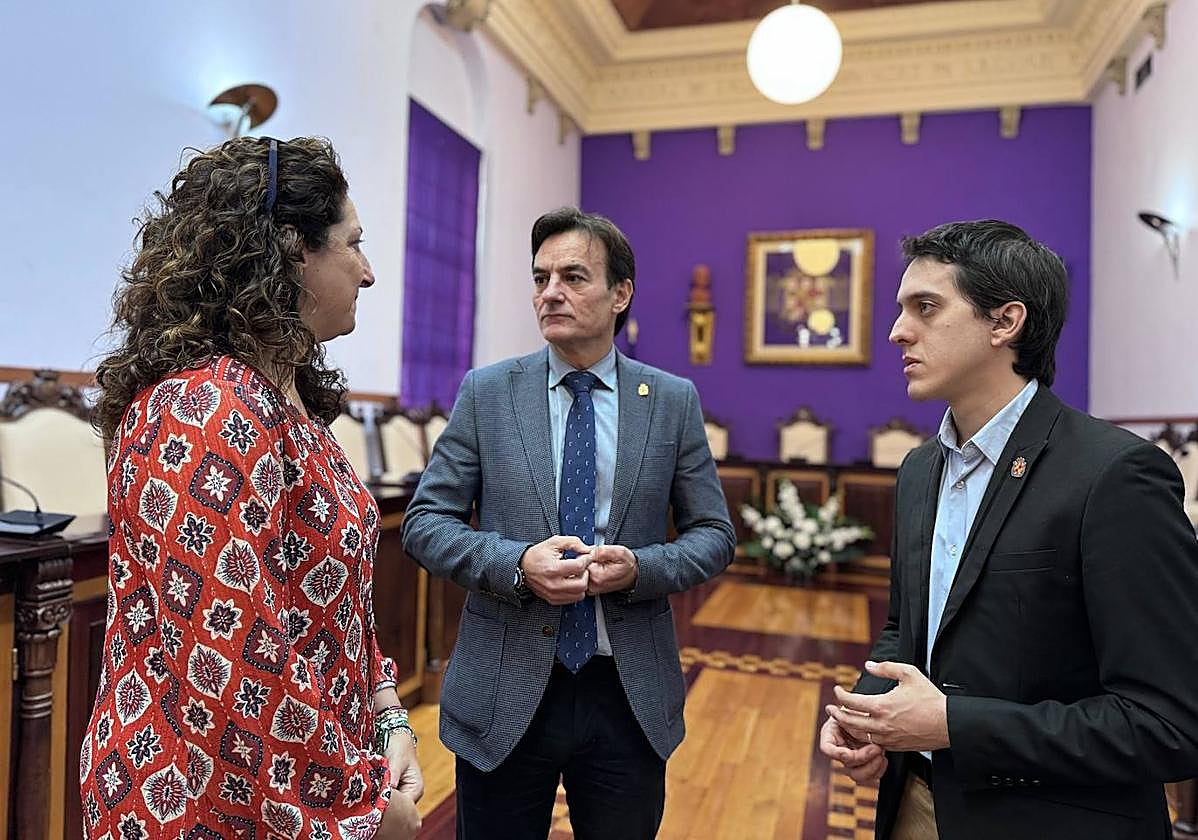 Ana Mata, Agustín González y Luis García.