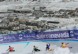 Un instante de la competición de la Copa del Mundo en Sierra Nevada.