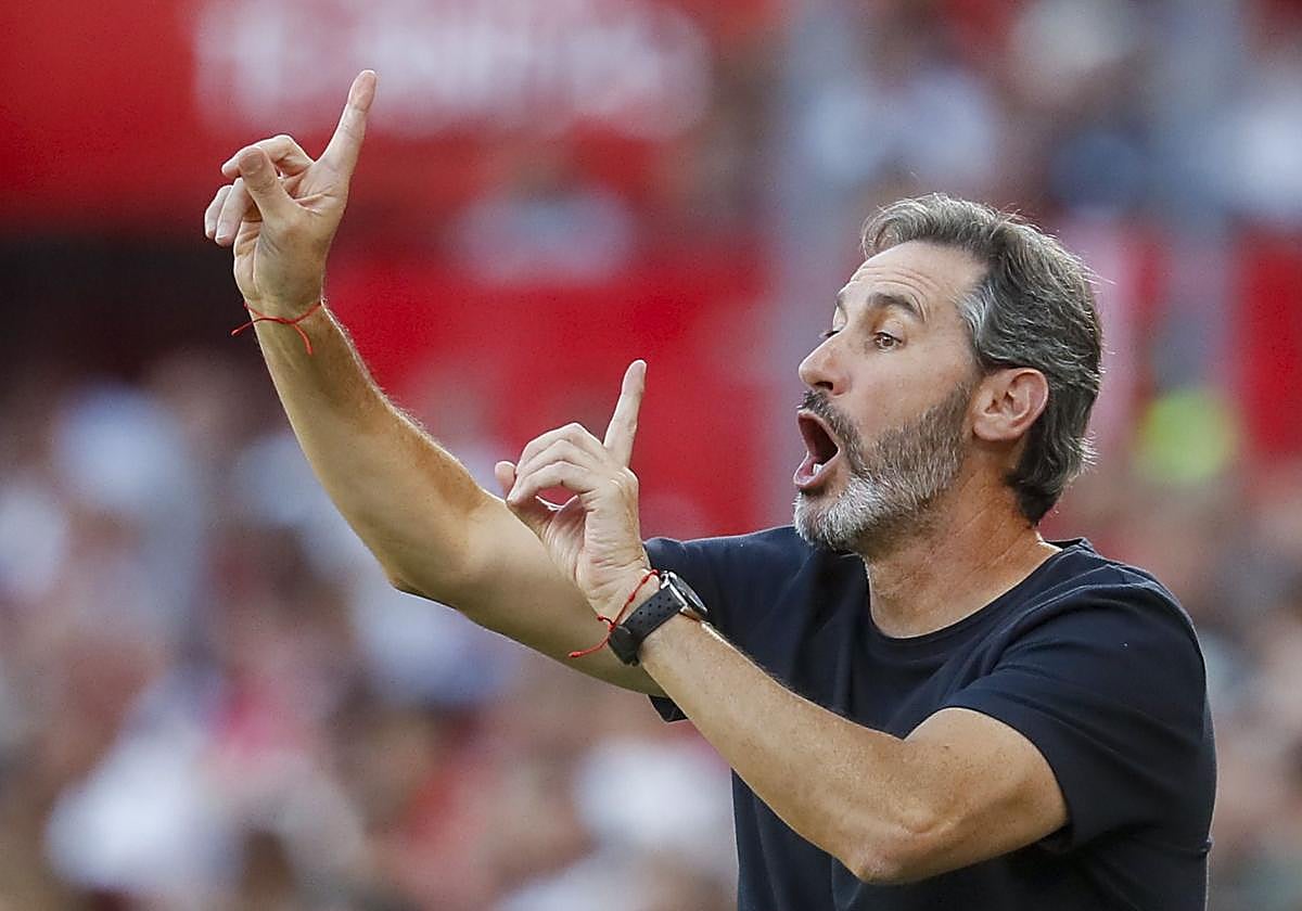 El proyecto 'nació de nalgas' y Vicente Moreno fue destituido a las primeras de cambio.