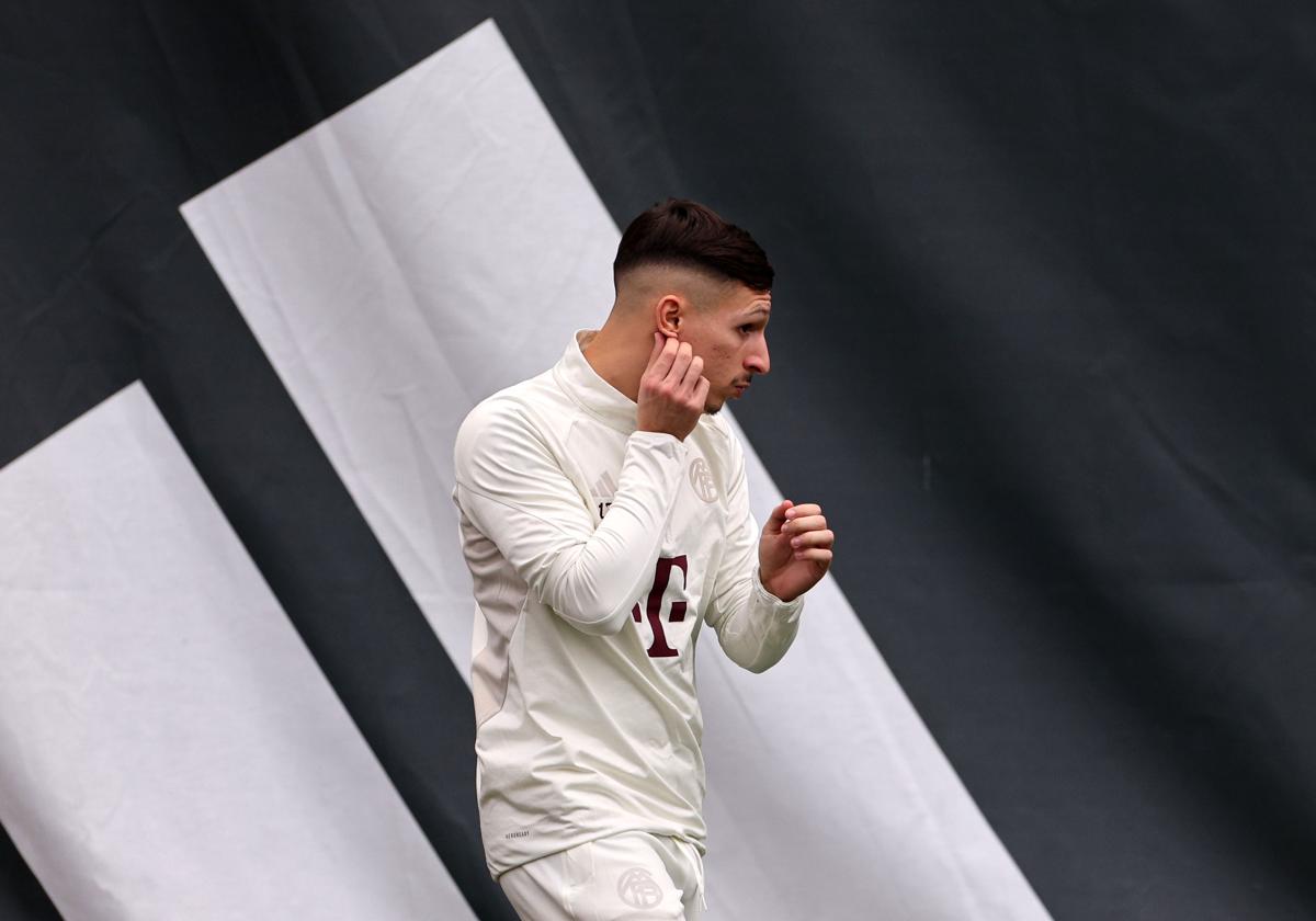 Bryan Zaragoza, en un entrenamiento con el Bayern