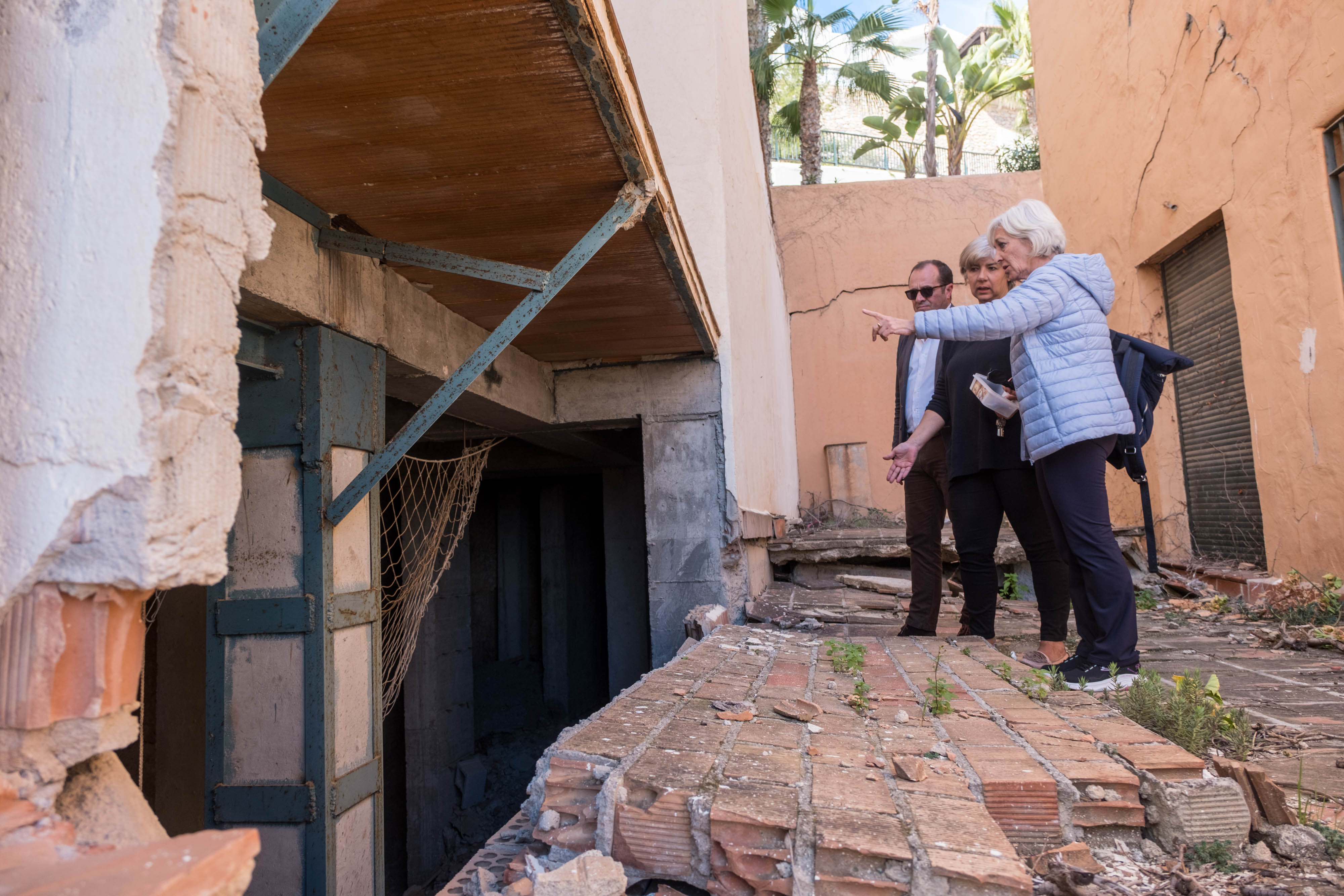 El abandono de los Cármenes del Mar de Almuñécar, en imágenes