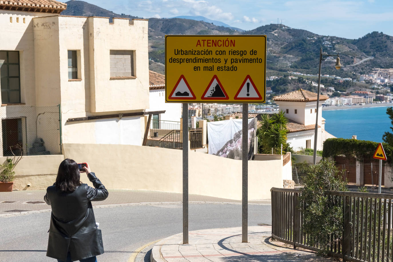 El abandono de los Cármenes del Mar de Almuñécar, en imágenes