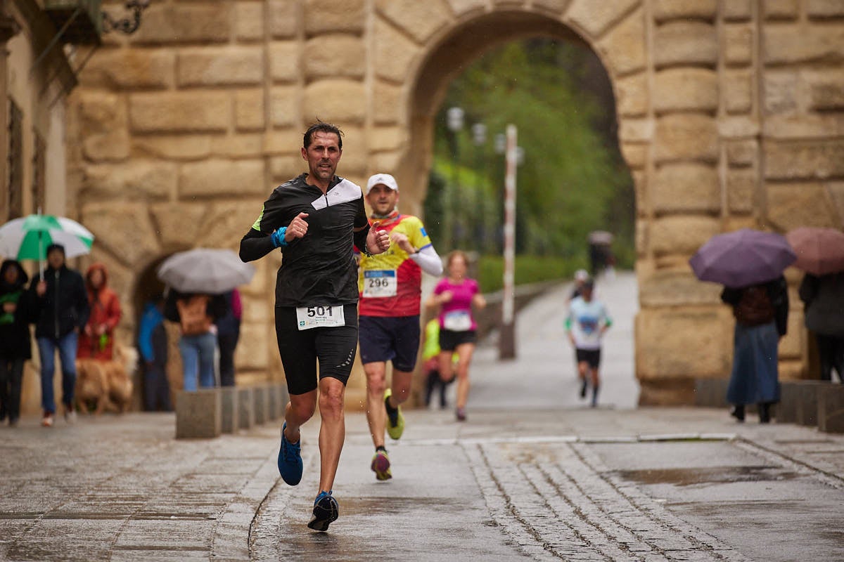 Encuéntrate en la carrera del Ave María de Granada