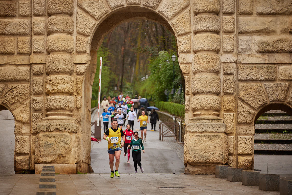 Encuéntrate en la carrera del Ave María de Granada