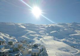 La mayor nevada de los últimos años en Sierra Nevada, en imágenes