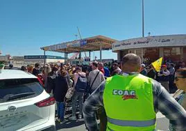 Detenido un joven ejidense en la concentración en el Puerto de Almería