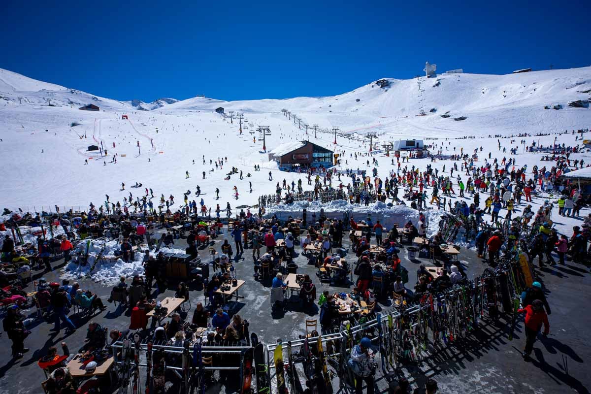 Las imágenes desde dentro de Sierra Nevada en su mejor temporada