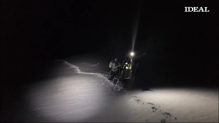 Rescatan a una esquiadora en Sierra Nevada que se confundió de pista y acabó en el barranco de San Juan