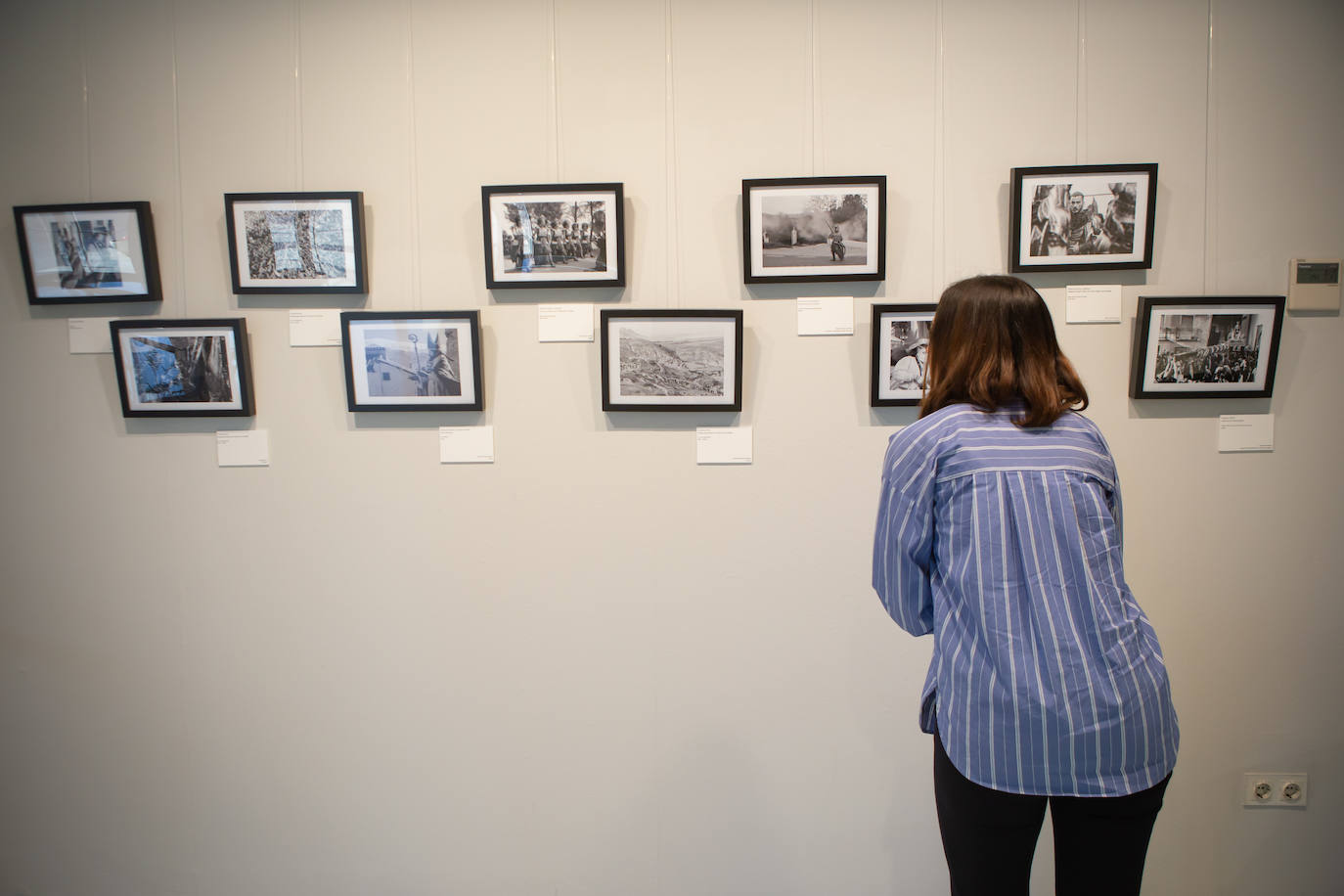 La exposición se compone de 69 fotografías.