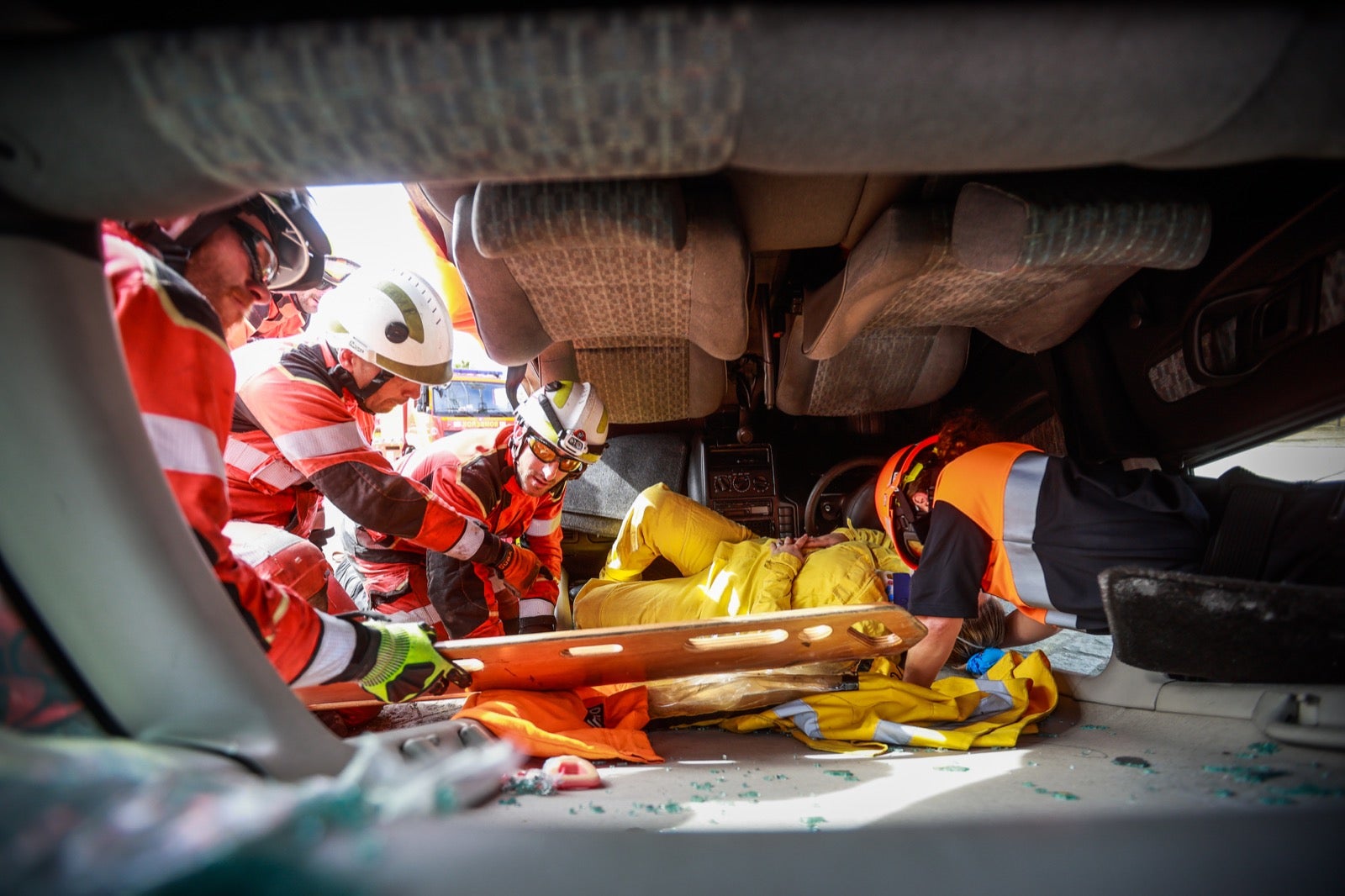 El espectacular simulacro de gran accidente en Granada, en imágenes