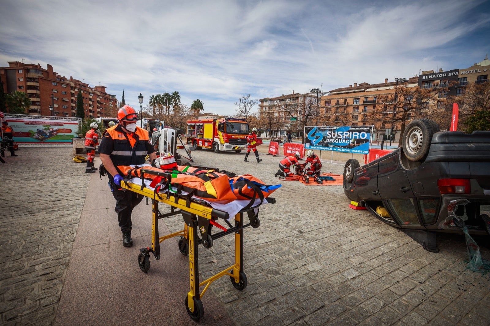 El espectacular simulacro de gran accidente en Granada, en imágenes