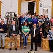 Minuto de silencio en Alboloduy por la trágica muerte de las dos hermanas