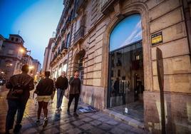 El local que ocupará la tienda Blue Banana, en pleno centro de Granada.