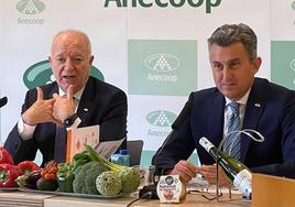 Anecoop supera los 1.000 millones de euros en negocio en la última campaña