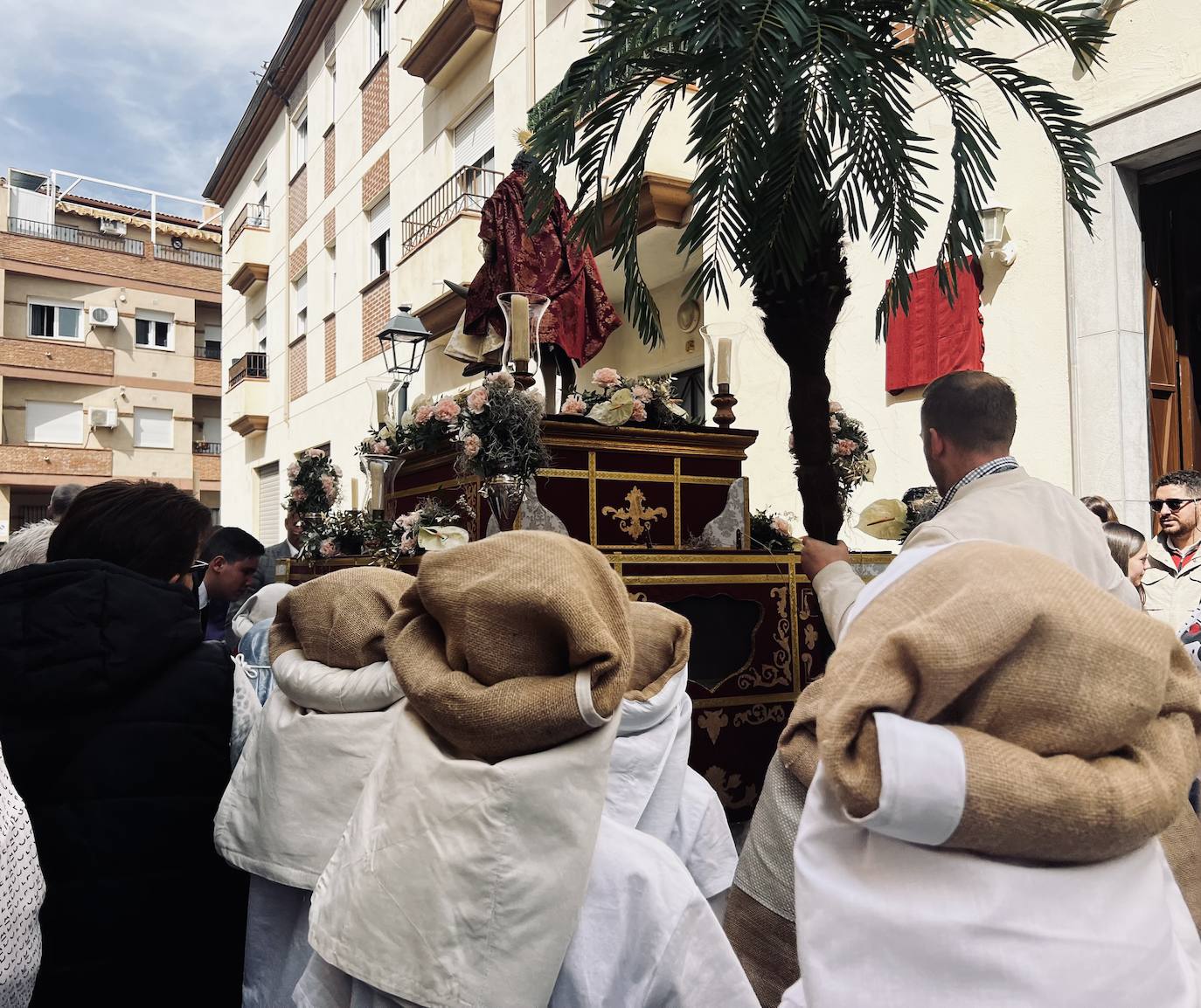 El ensayo y la bendición de la Borriquilla de Churriana de la Vega, en imágenes